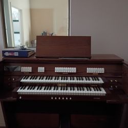 FREE WURLITZER ORGAN 
