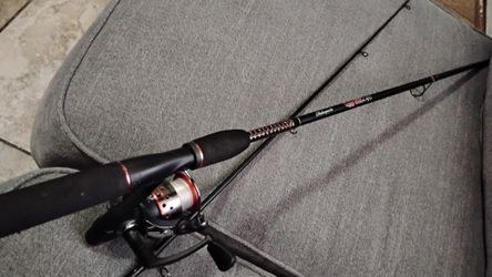 Fishing Pole -Ugly Stik GX2