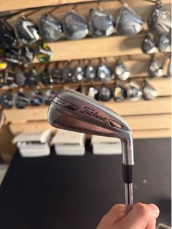 Titleist iron