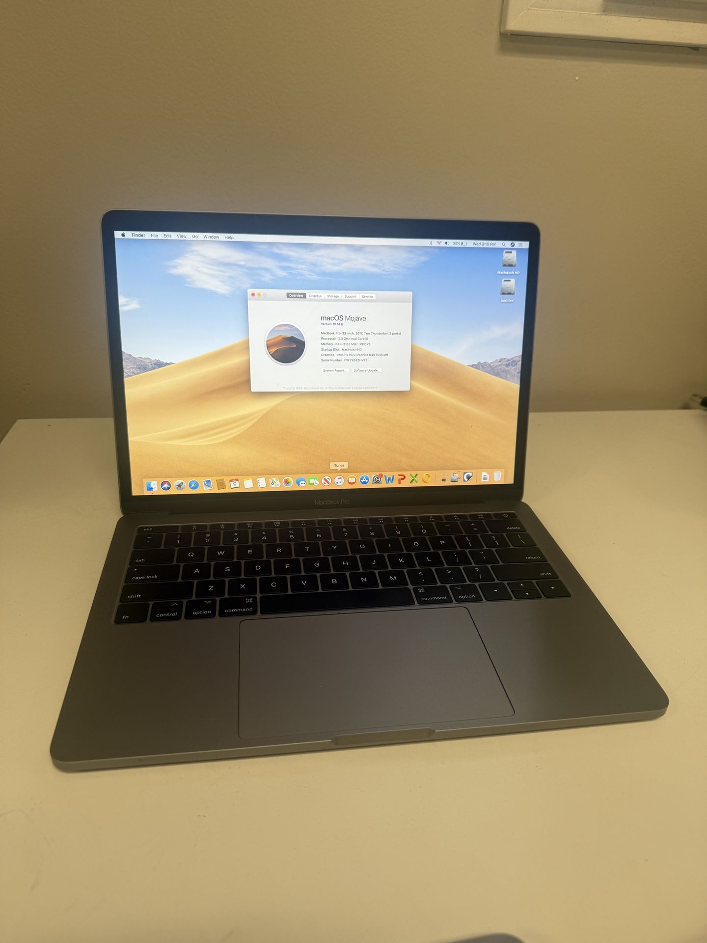 Apple 13” 2017 MacBook Pro 2.3ghz Core i5 8gb RAM 128gb SSD macOS Mojave
