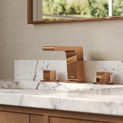 CRANACH FARNE Widespread Bathroom Faucet with Pop-Up Drain and 2-Handle 3-Hole Waterfall Bathroom Sink Faucet