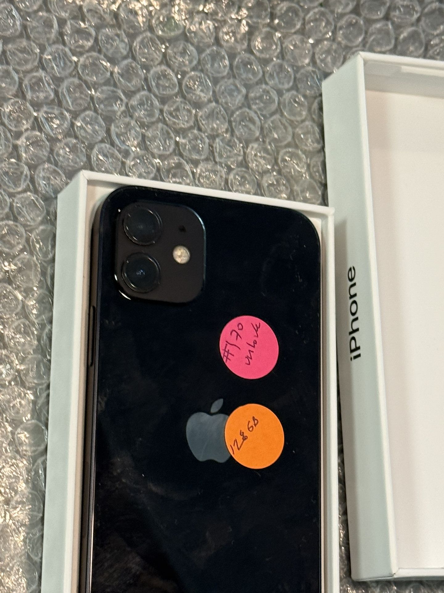 iPhone 12 128GB UNLOCKED 