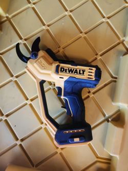 Dewalt