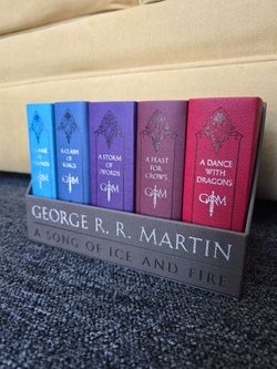 Leatherbound Box Set GOT Collectors eddition