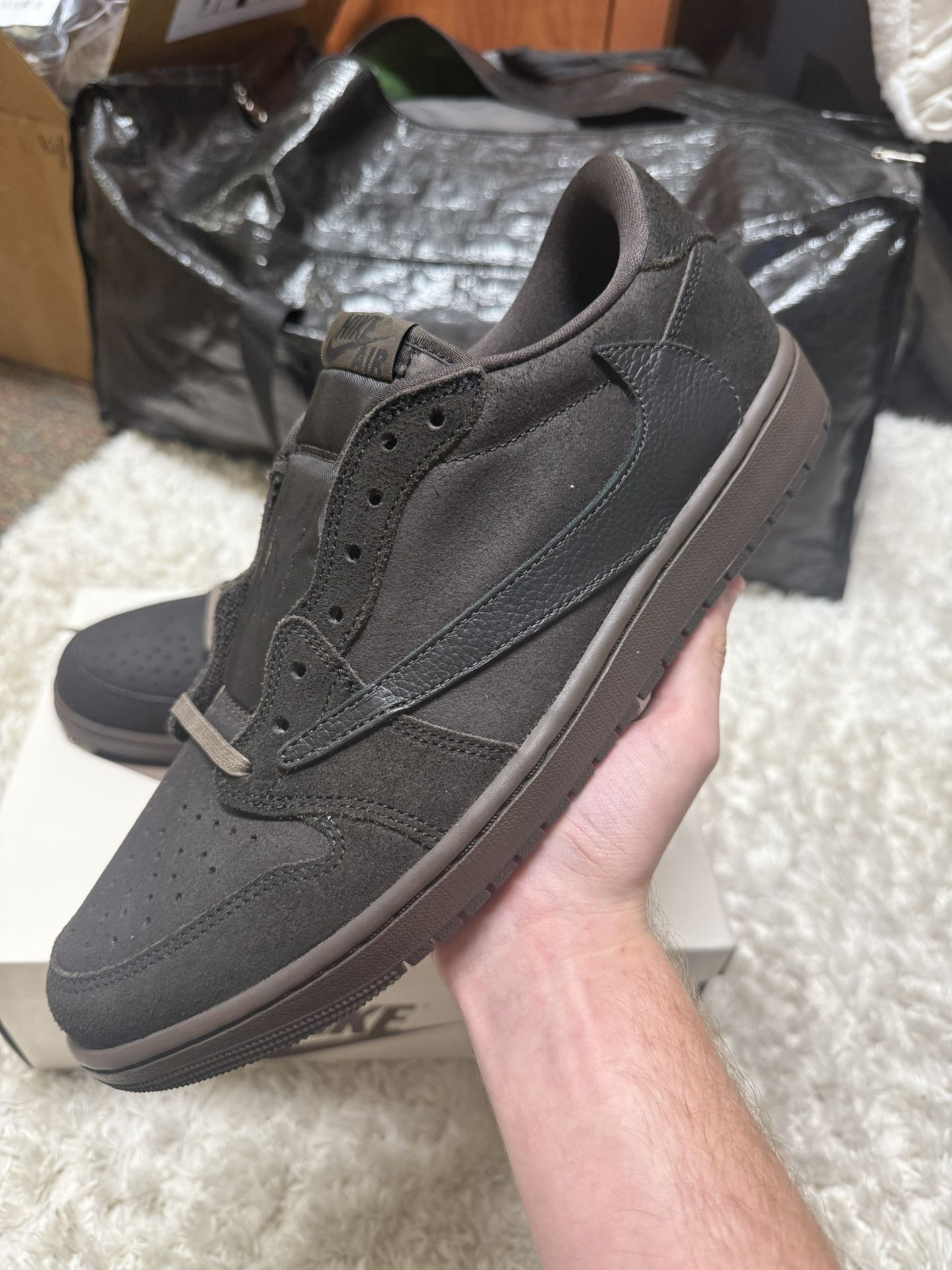 Travis Scott Jordan 1 Low Dark Mocha Size 12 DS