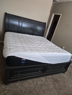 King size bedroom set