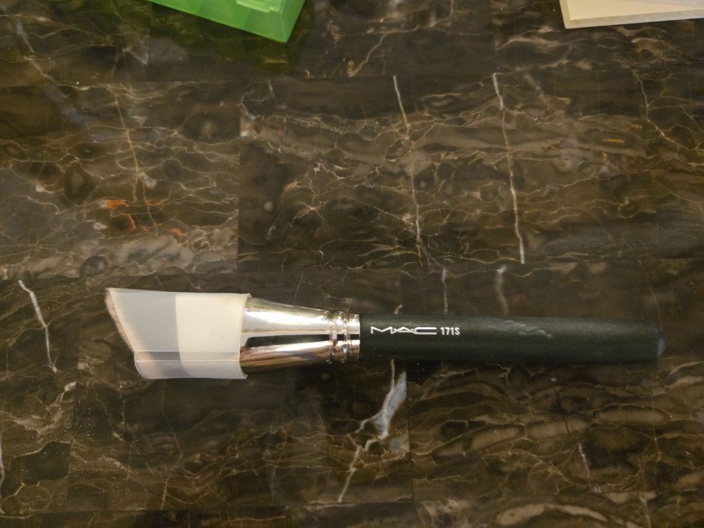 MAC Cosmetics Foundation Brush