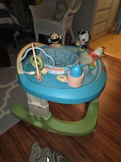 Tiny love 4in1 activity center