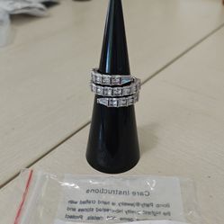 Diamond CZ Ring Size 5! New. Bomb Party 