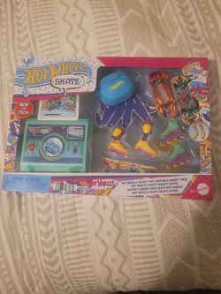 Hot Wheels Skate Park Retro Set