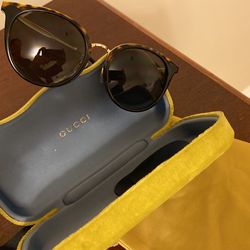 Gucci Sunglass Perfect For Summer 
