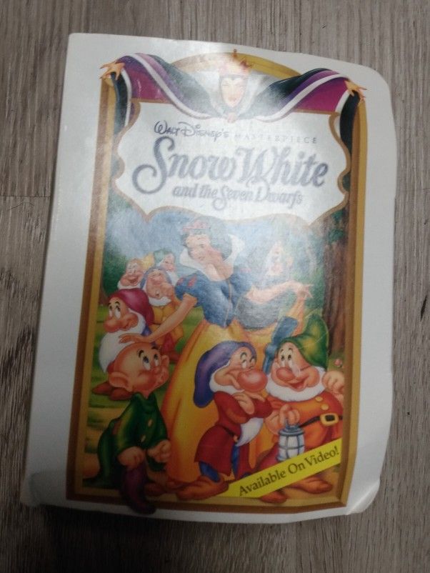 Vintage 1990s Snow White McDonald's Toy