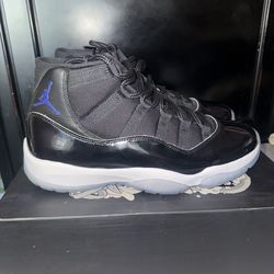 Jordan 11 Space Jams 2016 Release