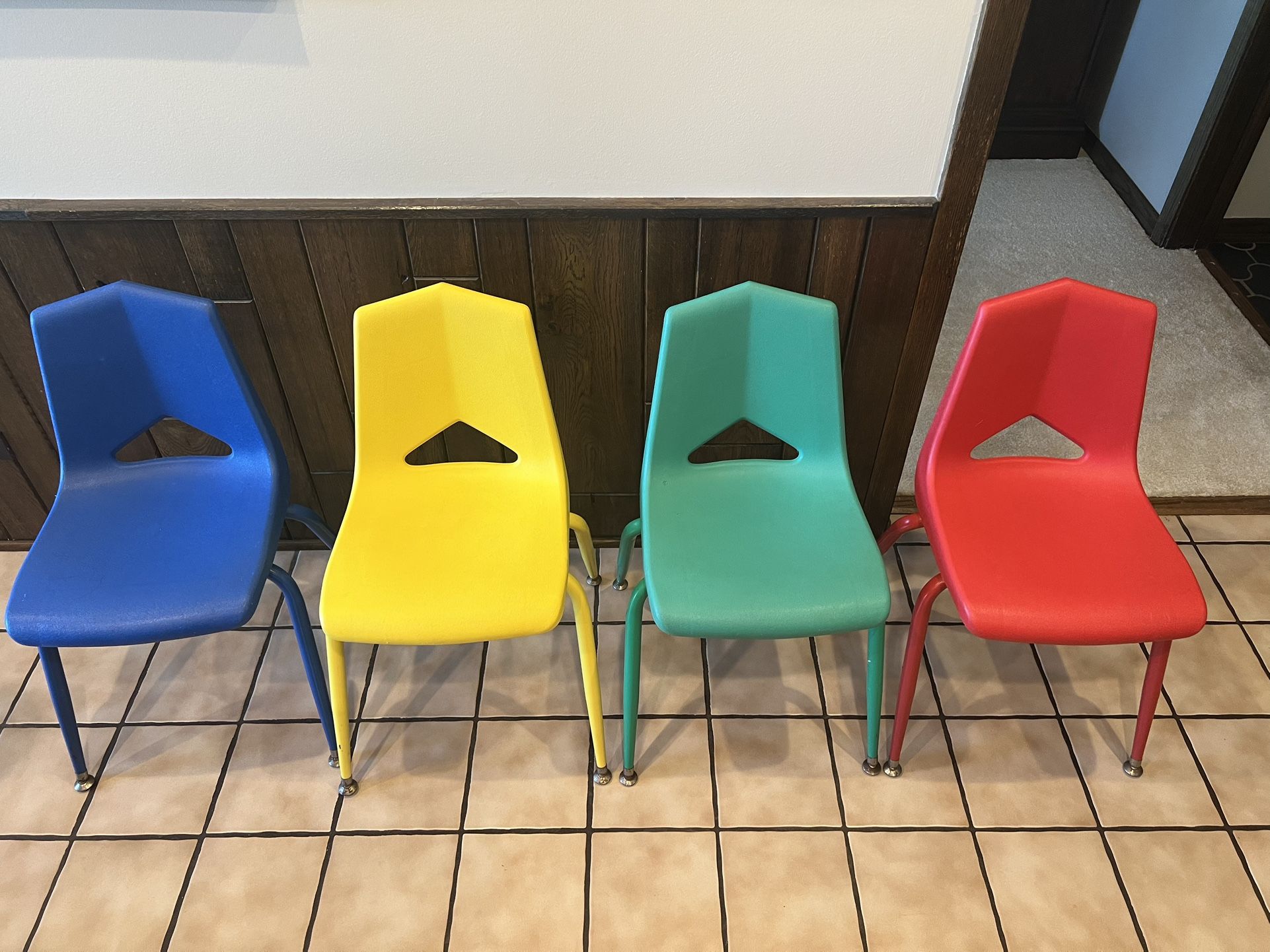 Kindergarten School Table & 4 Chairs