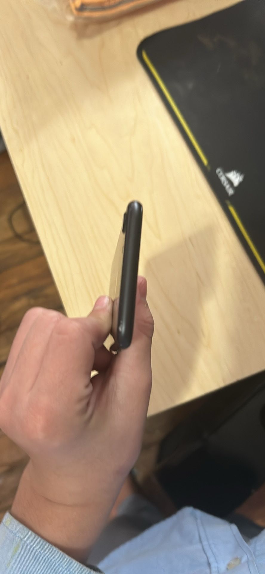 Iphone 7 locked (No damage)