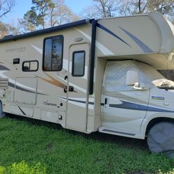 2016 Coachmen Leprechaun 319DS