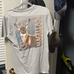 Magellan shirt in great condition