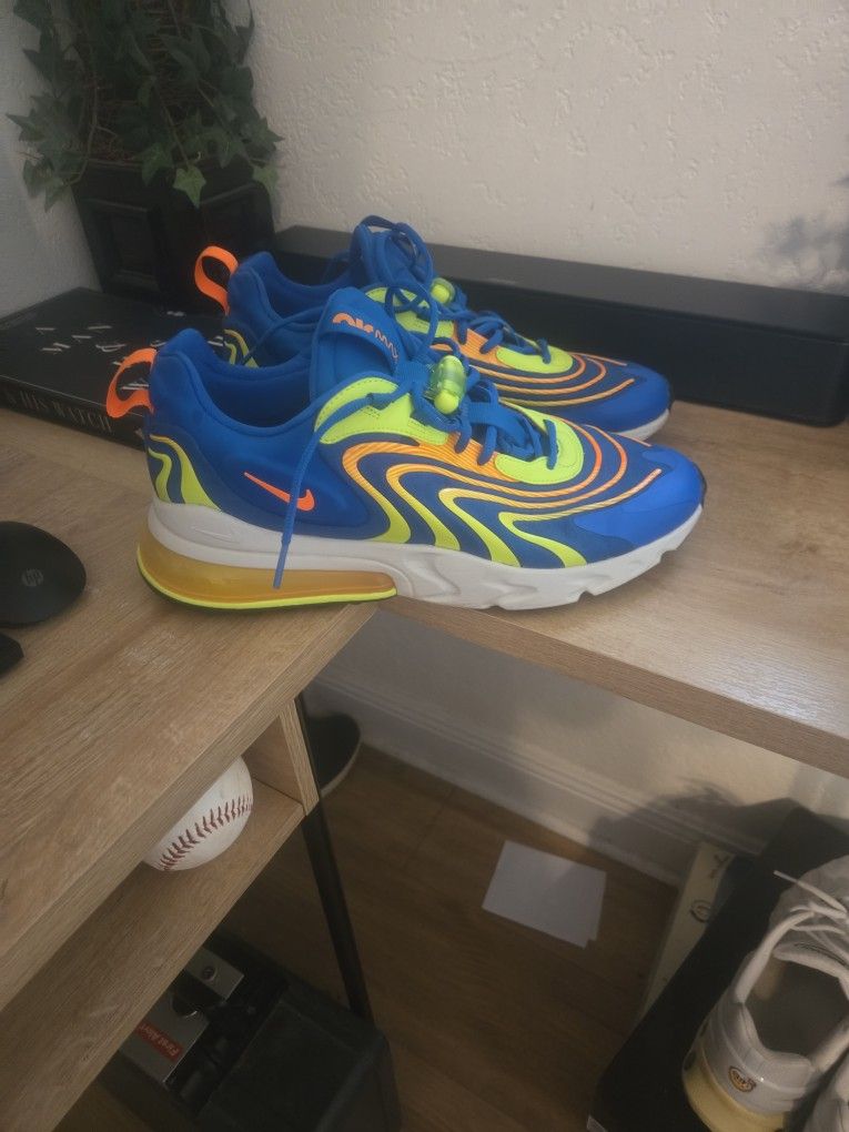 Air Max 270 React ENG