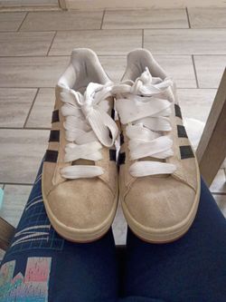 Tenis
