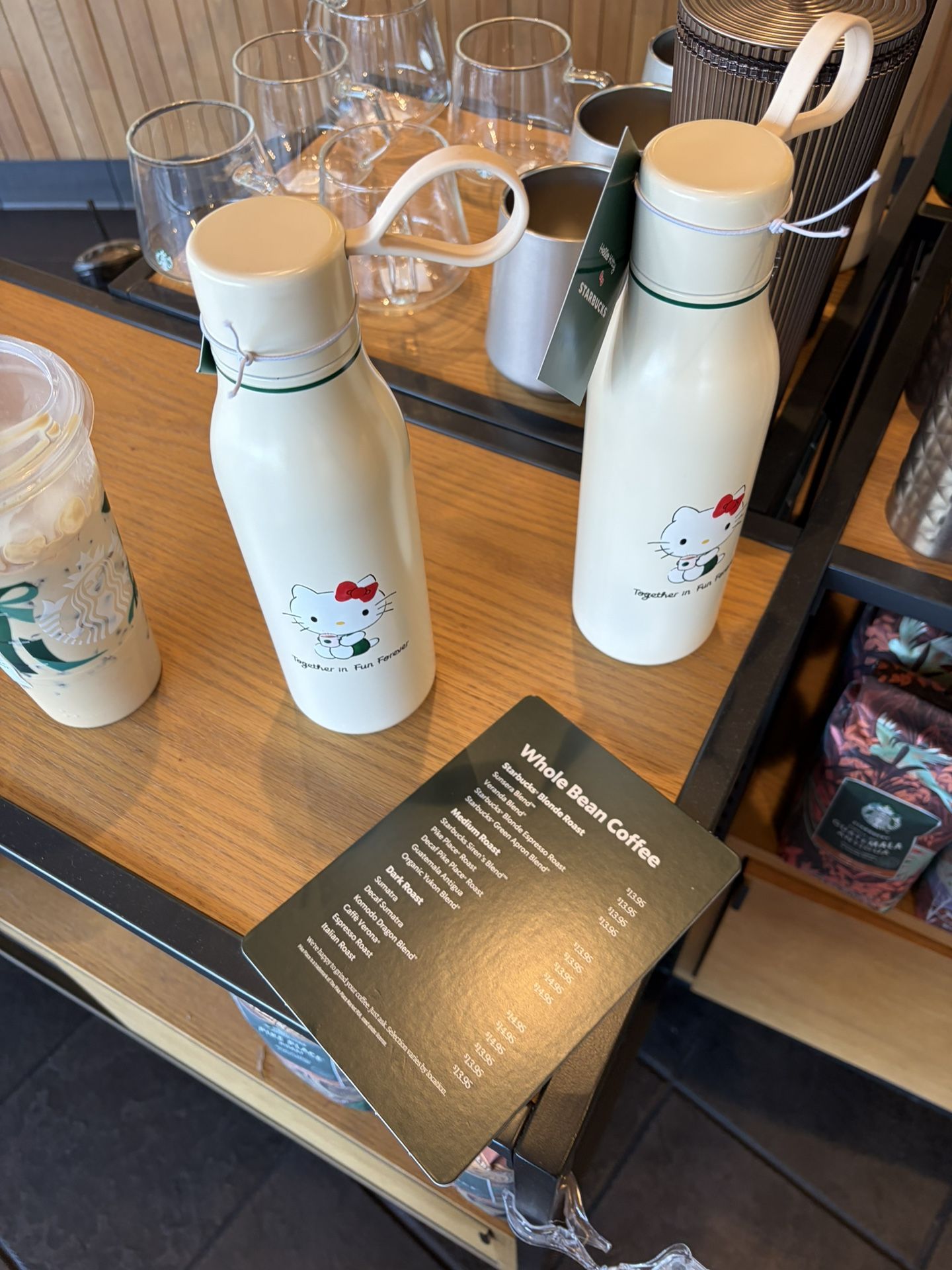 Hello kitty Starbucks