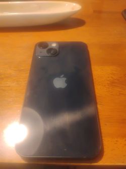 Apple iPhone 14 – Midnight – Like New / Pristine – $375