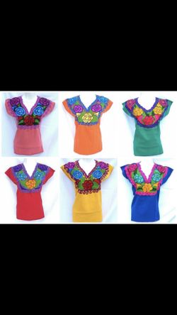 Blusas 👚 mexicanas 25 dlls nuevas