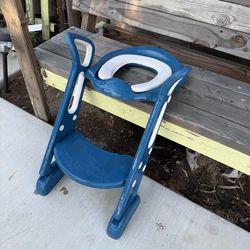 Toilet seat for toddler