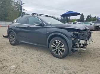 2017 Infiniti Qx30