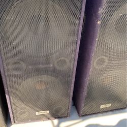 2 subwoofers para sonido o dj  en buenas condiciones