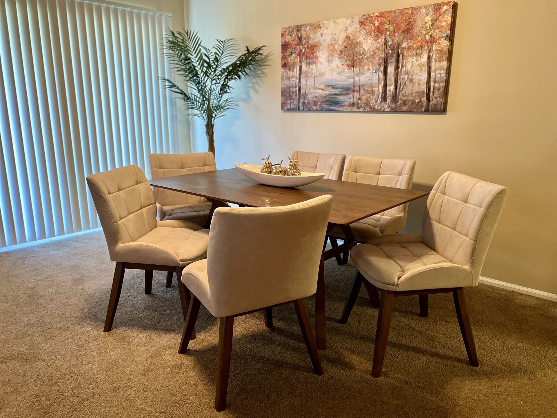 Brand New Dining 6 Chairs Set 