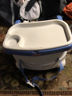 Portable booster seat