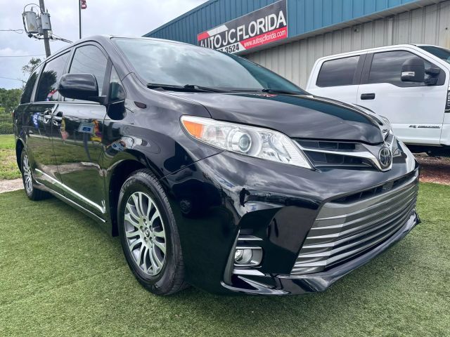 2020 Toyota Sienna