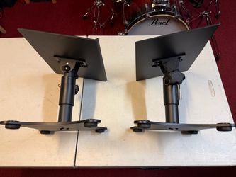Gator Frameworks GFWSPKSTMNDSK Frameworks Desktop Studio Monitor Stands
