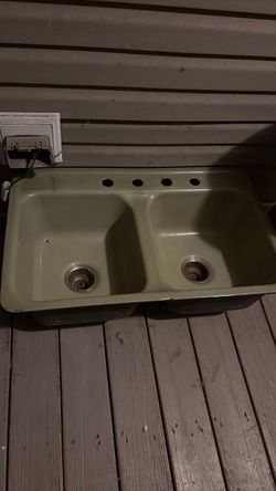 Sink antique 1965 good condition olive green