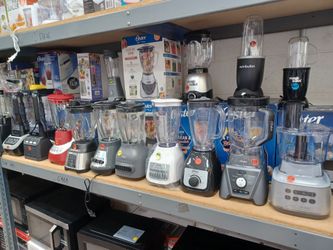 Ninja  Hamilton Beach  oster blenders in stock.  Different types.  $25 and up. Wholesale AVAILABLE