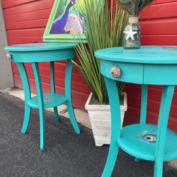 Stunning Pair Of Peacock Side Tables Round