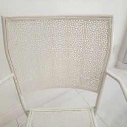 Set Of 2 New Metal Chairs 