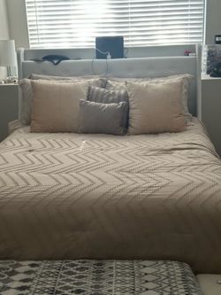 White bed frame/mattress