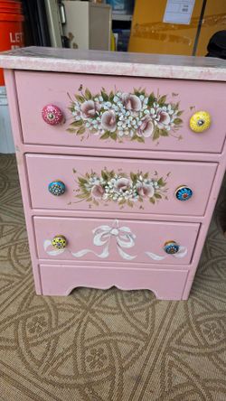 HAND PAINTED FLORAL DRESSER