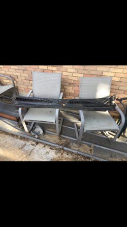 99-06 Chevy Silverado Tahoe Yukon Windshield Cowl