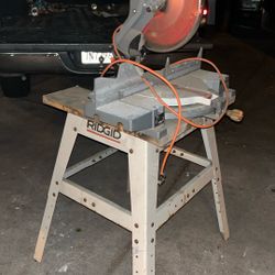 Rigid Table Saw 
