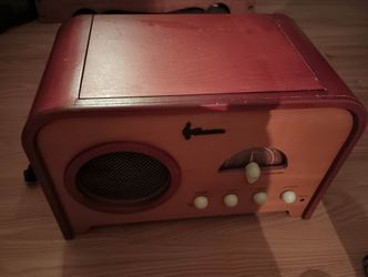 Vintage AM FM radio