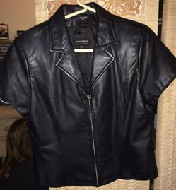 Women's large REAL leather authentic short sleeved jacket