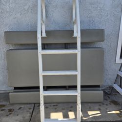Pool Ladder