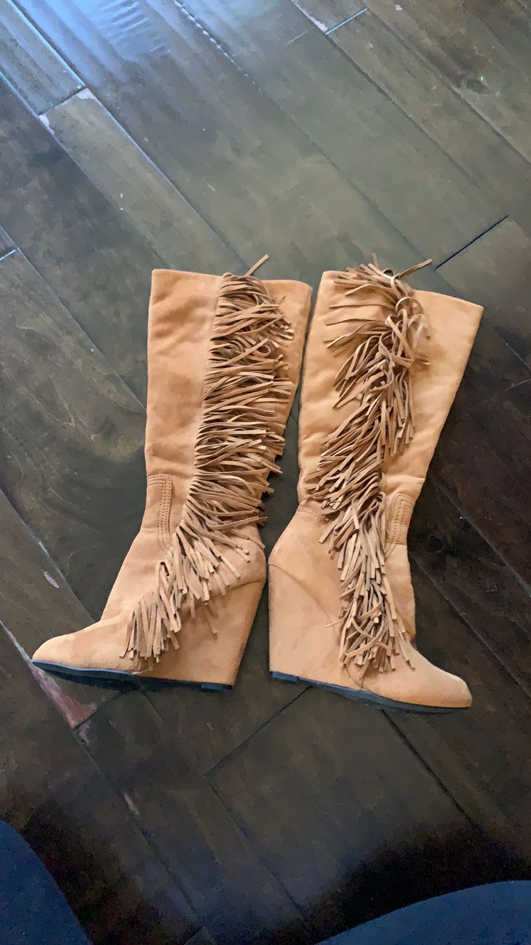 Like new wild diva lounge fringe wedge boots