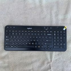 Portable Logitech Wireless Keyboard With Stand