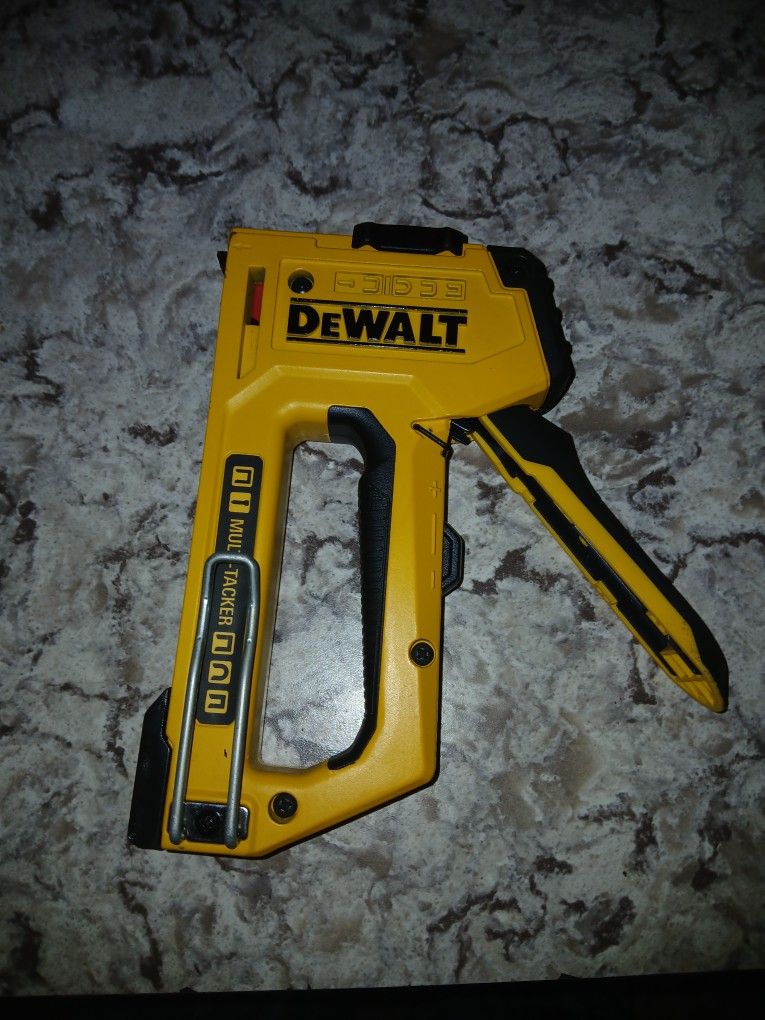 Dewalt Staple Gun