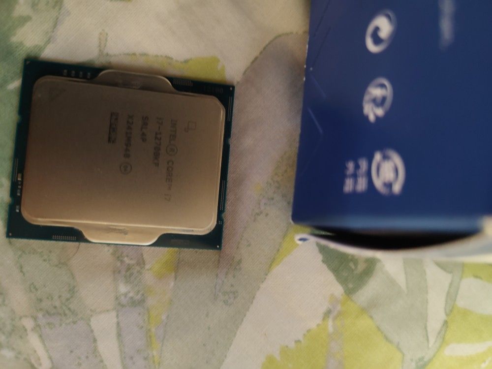 Intel i7 12700KF CPU . With free cooler