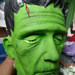 Frankenstein Statue 