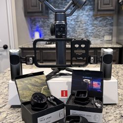 Mobile Filmmaking Kit – Moment + SmallRig + Zhiyun (Like New)